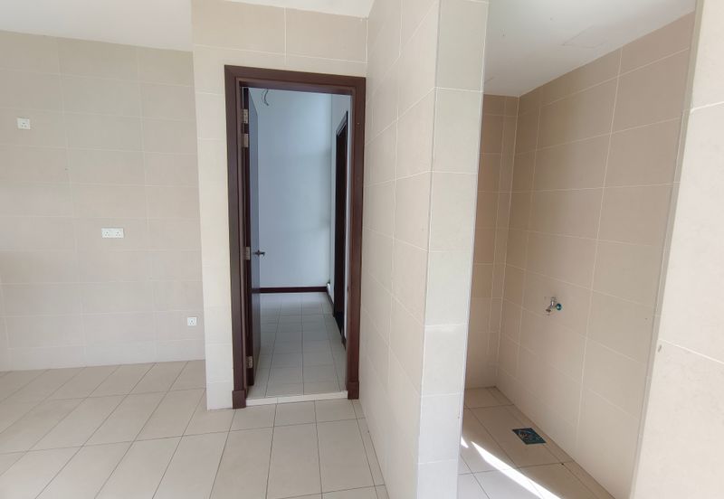 Oug/Salak South Corner Bungalow For Sale