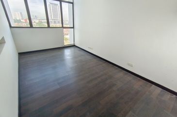 Oug/Salak South Corner Bungalow For Sale