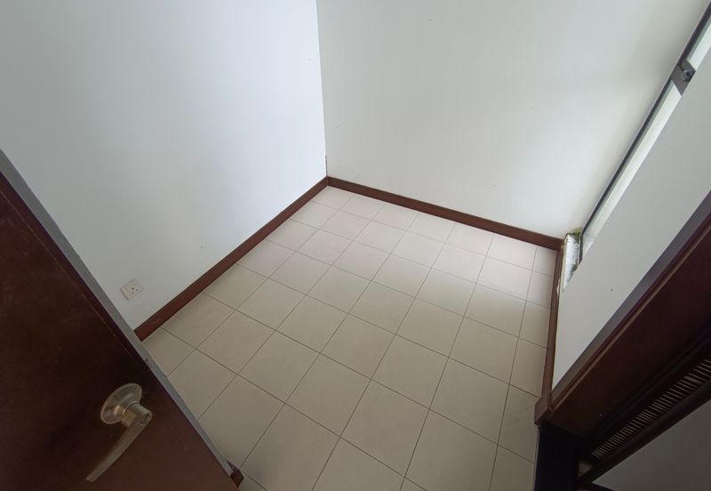 Oug/Salak South Corner Bungalow For Sale