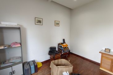 Oug/Taman Yarl 2 Storey Semi D For Sale