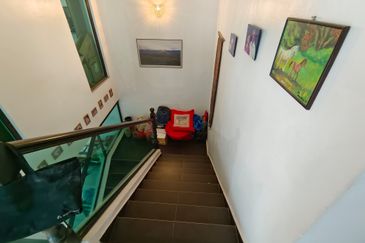 Oug/Taman Yarl 2 Storey Semi D For Sale