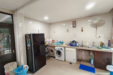 Oug/Taman Yarl 2 Storey Semi D For Sale