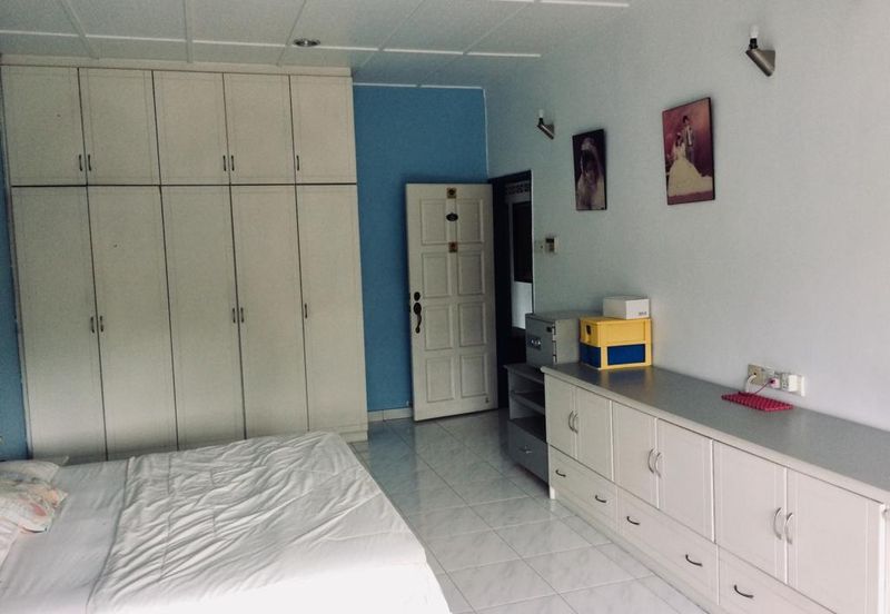 OUG/Taman United 2 Storey Semi D For Sale