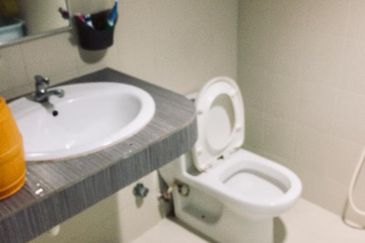 OUG/Taman United 2 Storey Semi D For Sale