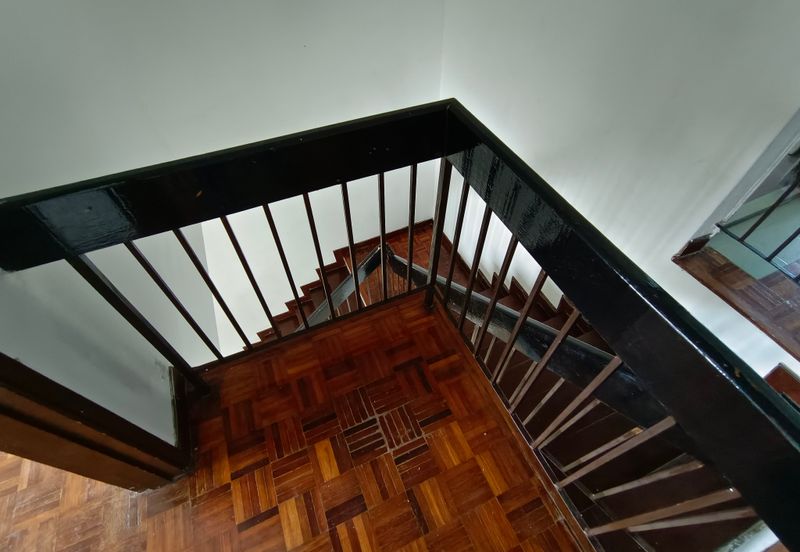 OUG/Taman United 2 Storey Terrace House For Rent