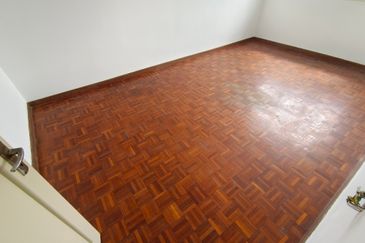 OUG 2 Storey Terrace Facing Green Field For Sale