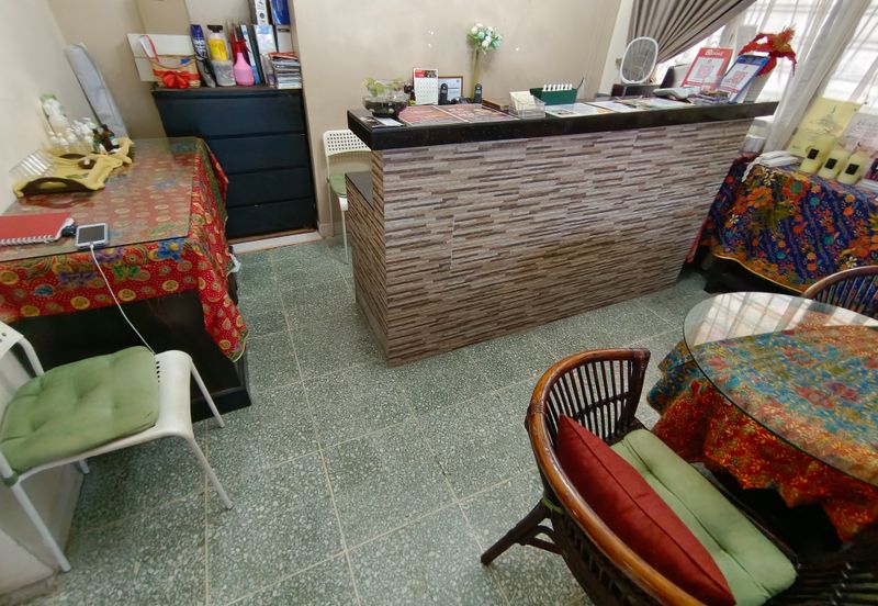 OUG/Taman United 2 Storey Semi D Facing Main Road For Rent