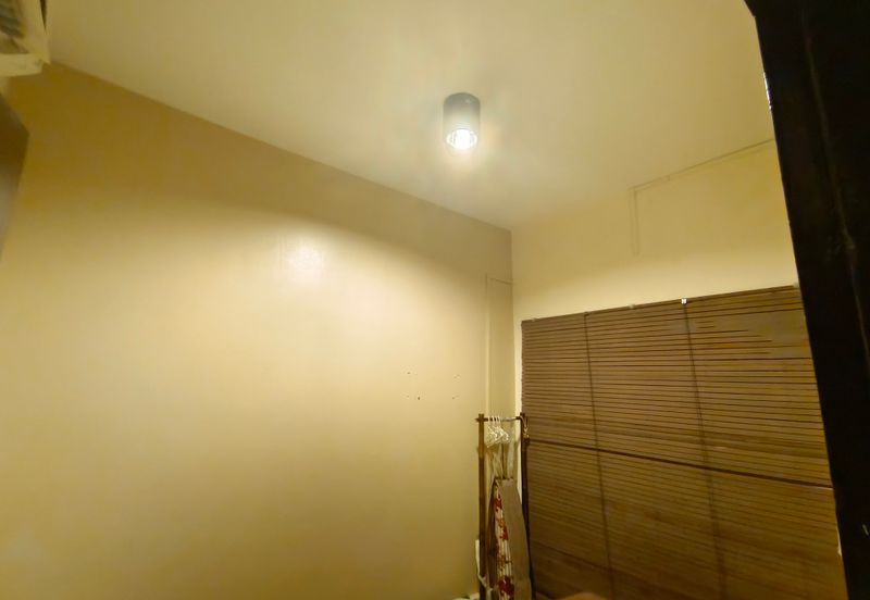 OUG/Taman United 2 Storey Semi D Facing Main Road For Rent