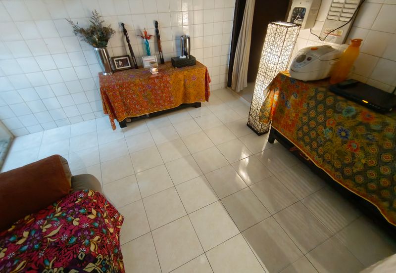 OUG/Taman United 2 Storey Semi D Facing Main Road For Rent