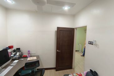 OUG 2 Storey Fully Renovated House For Sale