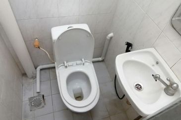 Villa Oug Upper Floor Townhouse For Sale