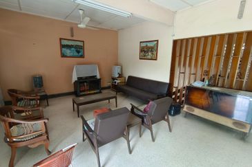 OUG/Taman United 2 Storey Bungalow High Hill Area