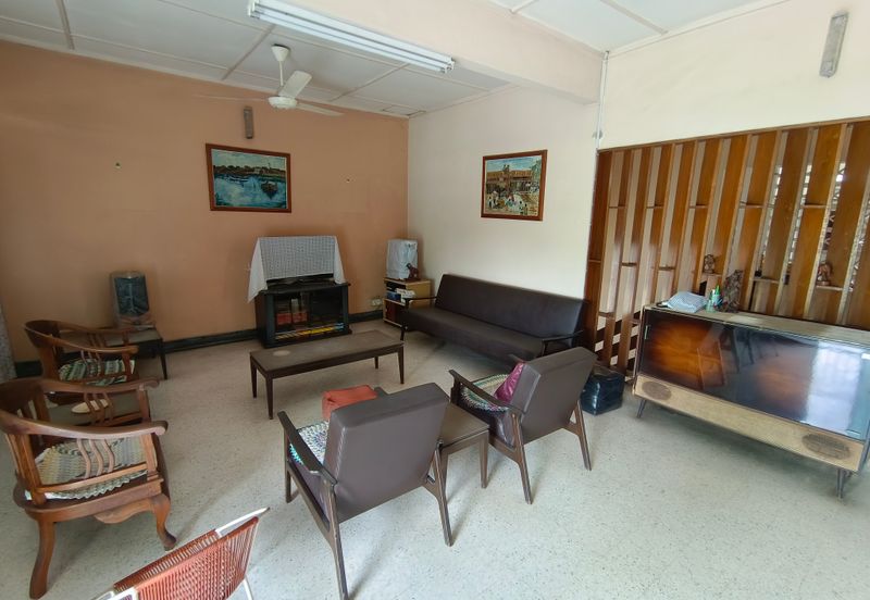 OUG/Taman United 2 Storey Bungalow High Hill Area