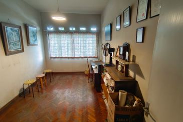 OUG/Taman United 2 Storey Bungalow High Hill Area