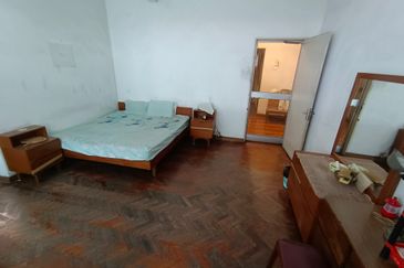 OUG/Taman United 2 Storey Bungalow High Hill Area