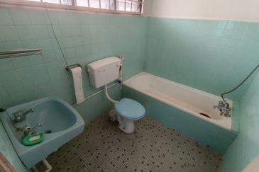 OUG/Taman United 2 Storey Bungalow High Hill Area