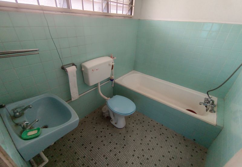 OUG/Taman United 2 Storey Bungalow High Hill Area