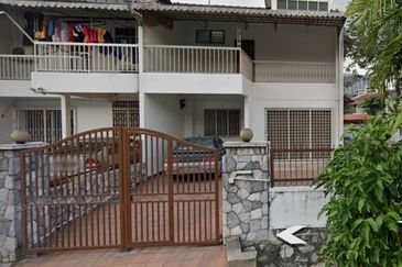 Oug 2 Storey Terrace Corner House For Rent