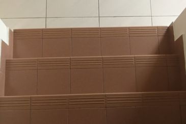 Oug 2 Storey Terrace Corner House For Rent