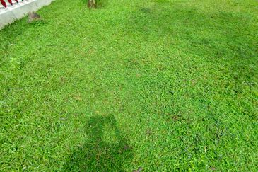 Oug 2 Storey Bungalow at peaceful environment for Sale