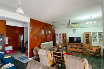 Oug 2 Storey Semi D For Sale