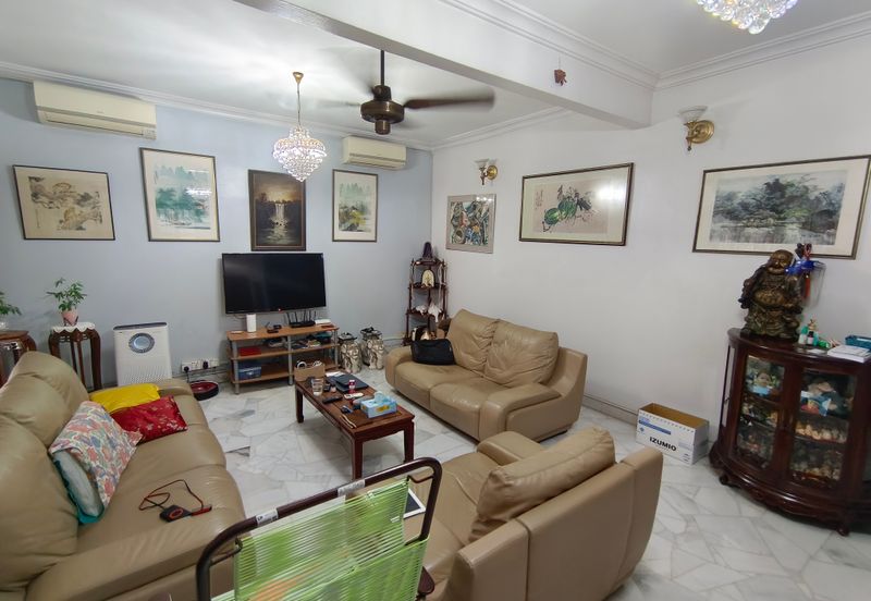 Oug 2 Storey Bungalow High Hill Area for Sale