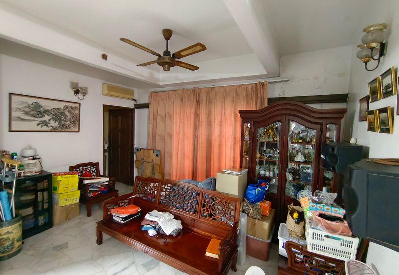 Oug 2 Storey Bungalow High Hill Area for Sale