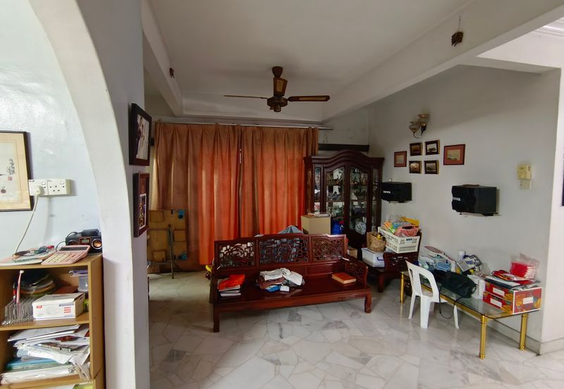 Oug 2 Storey Bungalow High Hill Area for Sale