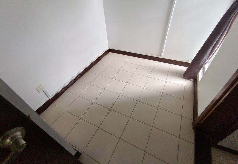 OUG 3 Storey Bungalow For Sale