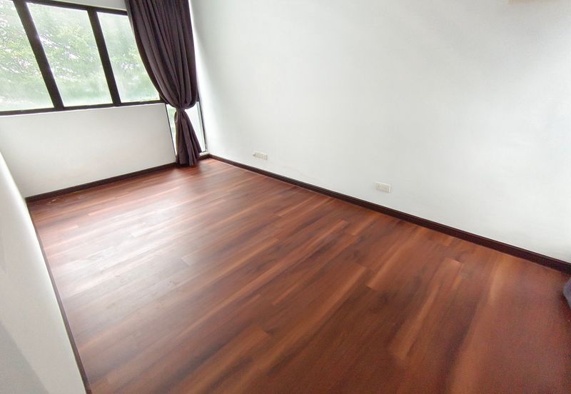 OUG 3 Storey Bungalow For Sale