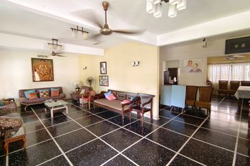 Oug/Taman United Renovated 2 Storey Bungalow High Hill Area for Sale