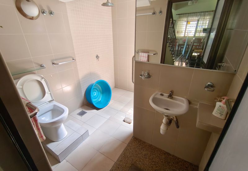 Oug/Taman United Renovated 2 Storey Bungalow High Hill Area for Sale