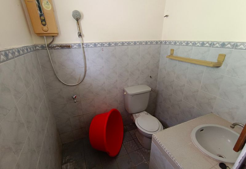 Oug/Taman United Renovated 2 Storey Bungalow High Hill Area for Sale