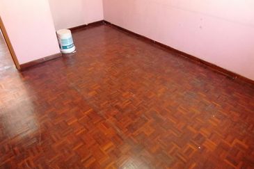 Oug 2 Storey Terrace House For Rent