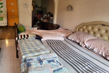 Oug/Happy Garden 1 Storey Terrace House For Sale