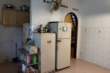 Oug/Happy Garden 1 Storey Terrace House For Sale