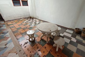 Sri Petaling Top Floor Office For Rent