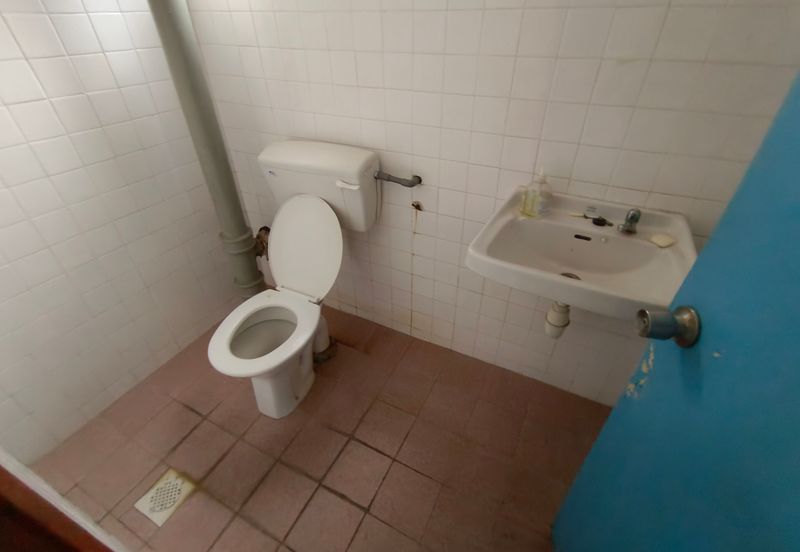 Sri Petaling Top Floor Office For Rent