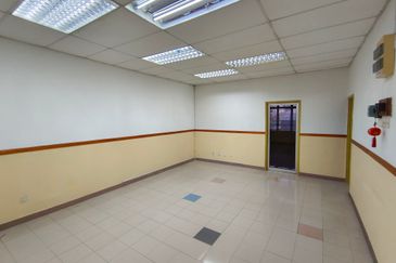 Sri Petaling Top Floor Office For Rent