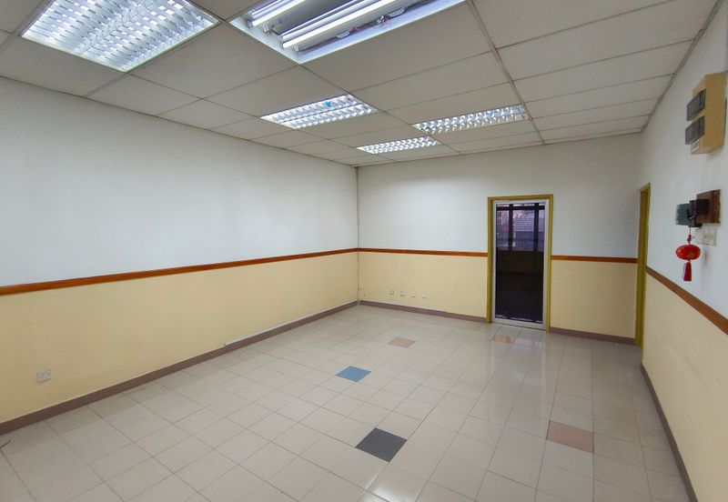 Sri Petaling Top Floor Office For Rent