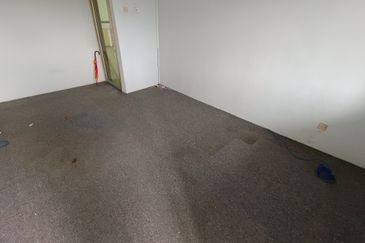 Sri Petaling Top Floor Office For Rent