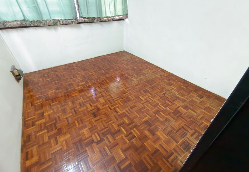 OUG/Happy Garden Freehold 2 Storey Terrace House For Sale