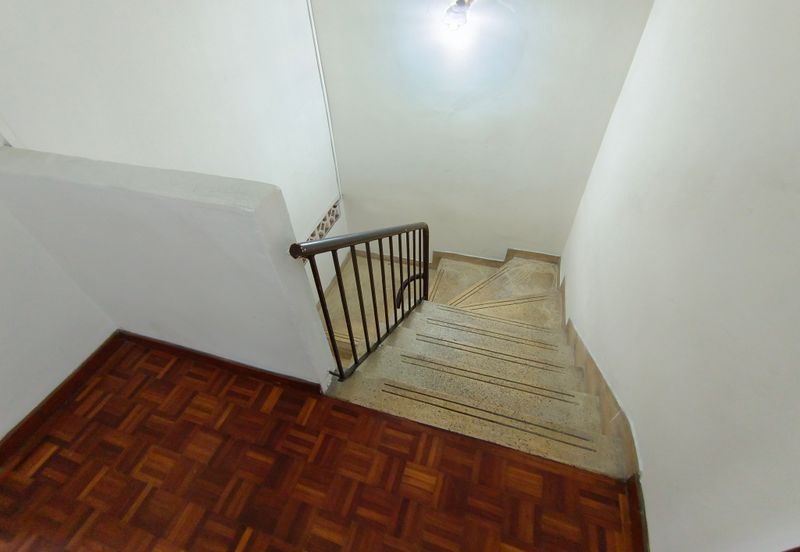 OUG/Happy Garden Freehold 2 Storey Terrace House For Sale