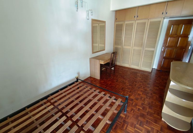 OUG/Happy Garden Freehold 2 Storey Terrace House For Sale