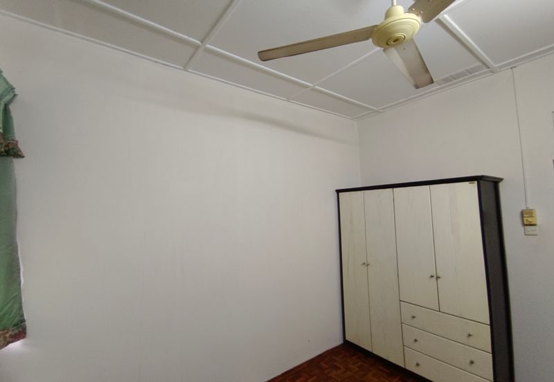 OUG/Happy Garden Freehold 2 Storey Terrace House For Sale