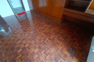 OUG/Happy Garden Freehold 2 Storey Terrace House For Sale