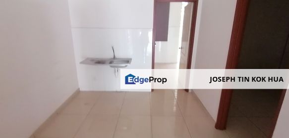 Bukit Serdang 2 Storey Gated Guarded Terrace House For Rent, Selangor, Seri Kembangan