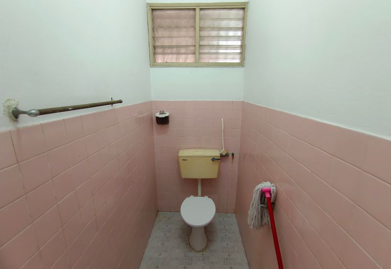 Oug 2 Storey Terrace Biggest Layout For Rent