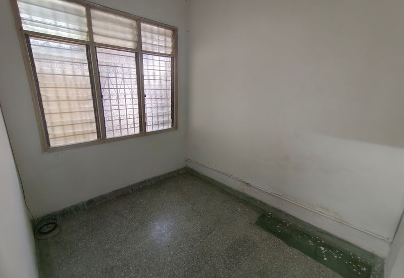 Oug 2 Storey Terrace Biggest Layout For Rent