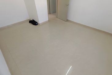 Oug 2 Storey Terrace Biggest Layout For Rent